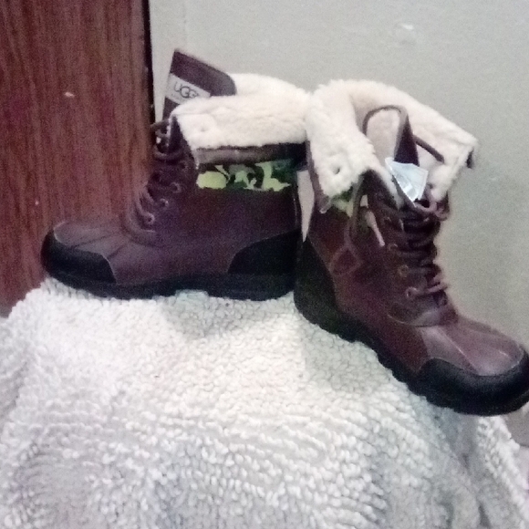 UGG Kids Butte ll Backcountry Brown & Camouflage Boots